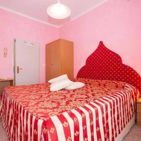 Rivamare Otel Caorle