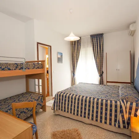 Rivamare 2* Caorle
